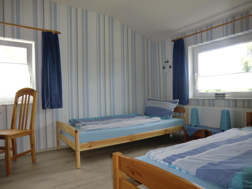 Boeltser Hus Ferienwohnungen Mit Strandkorb Und Kamin 10 Gehminuten Zum Kurtaxefreien Sandstrand Kraksdorf Exterior photo
